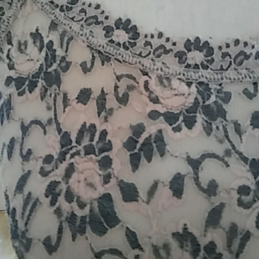 Top - Picture 2 of 5